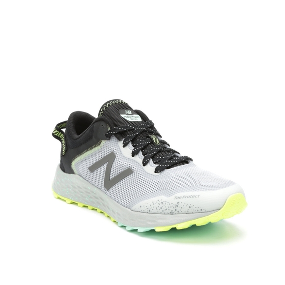 arishi trail running shoe